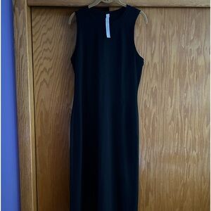 All Aligned Midi Dress